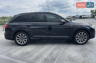 Внедорожник / Кроссовер Audi Q7 2019 в 