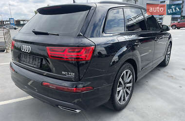 Внедорожник / Кроссовер Audi Q7 2019 в 