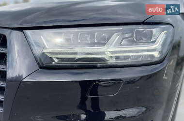 Внедорожник / Кроссовер Audi Q7 2019 в 