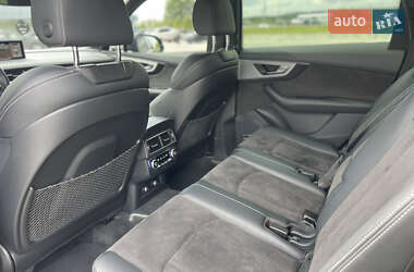 Внедорожник / Кроссовер Audi Q7 2019 в 