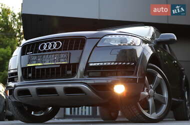Внедорожник / Кроссовер Audi Q7 2014 в 