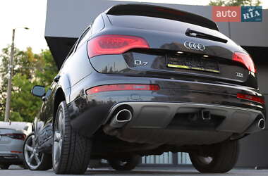 Внедорожник / Кроссовер Audi Q7 2014 в 
