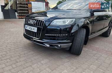 Позашляховик / Кросовер Audi Q7 2011 в 