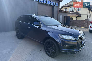 Внедорожник / Кроссовер Audi Q7 2012 в 