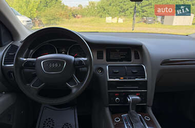 Внедорожник / Кроссовер Audi Q7 2012 в 