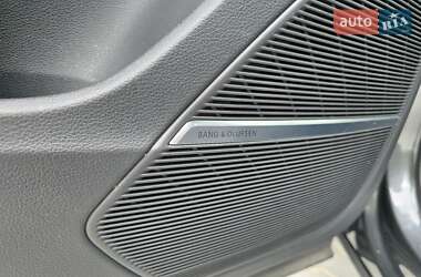 Внедорожник / Кроссовер Audi Q7 2021 в 