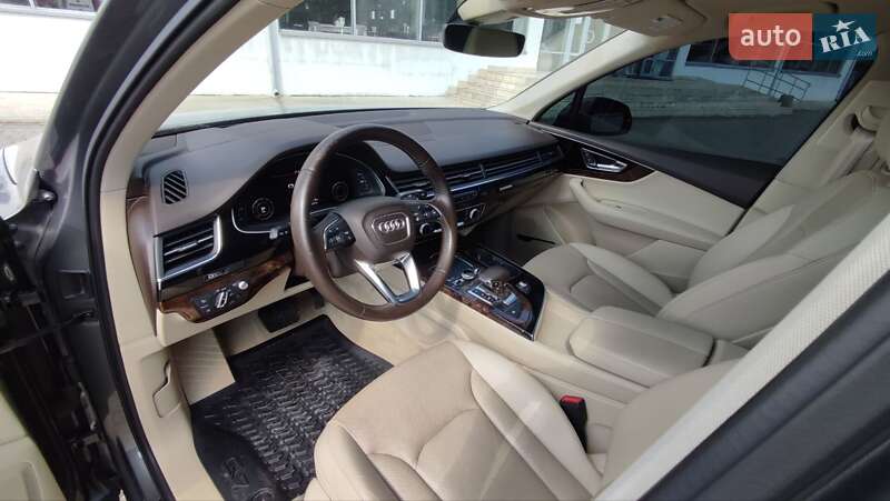 Внедорожник / Кроссовер Audi Q7 2016 в Ивано-Франковске