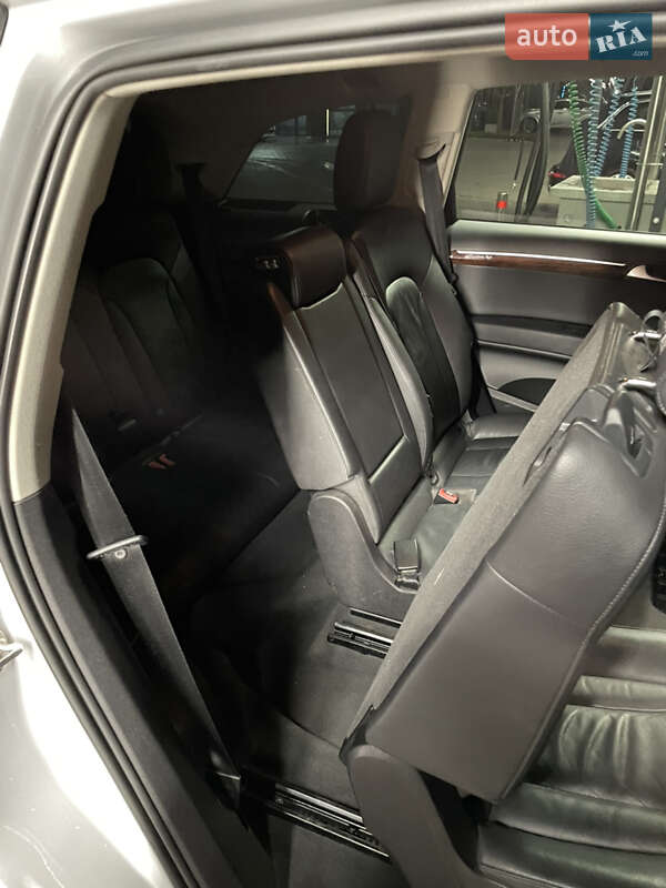 Внедорожник / Кроссовер Audi Q7 2014 в Ровно