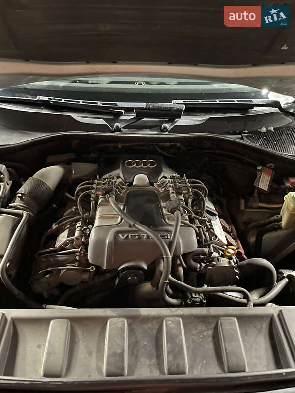 Позашляховик / Кросовер Audi Q7 2014 в Рівному