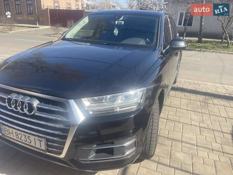 Позашляховик / Кросовер Audi Q7 2015 в Ізмаїлі