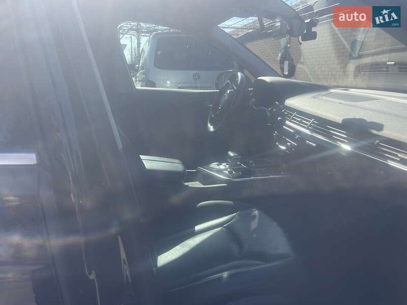 Позашляховик / Кросовер Audi Q7 2015 в Ізмаїлі