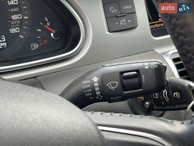 Внедорожник / Кроссовер Audi Q7 2013 в Полтаве