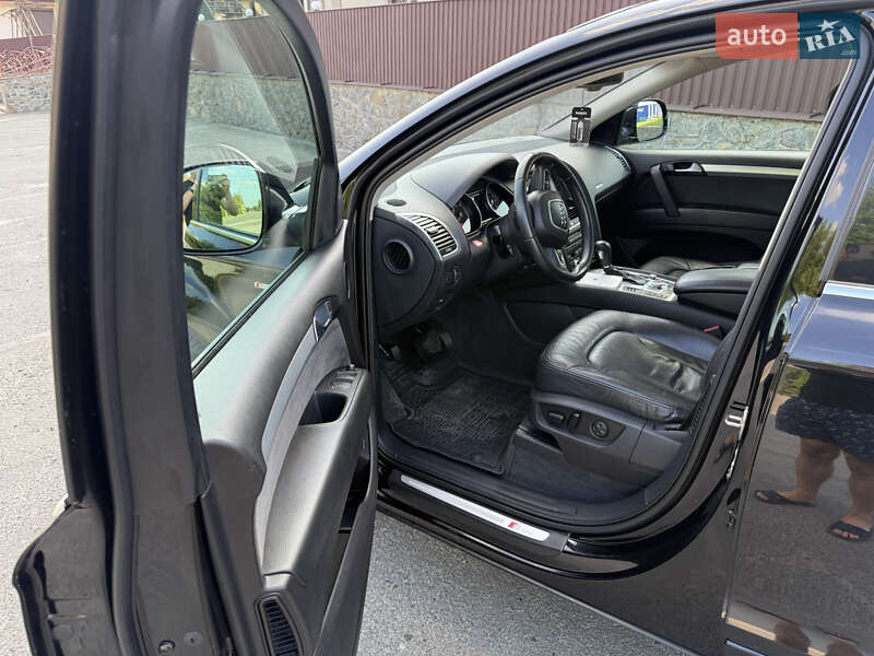Внедорожник / Кроссовер Audi Q7 2008 в Шепетовке