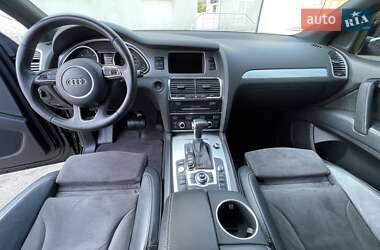 Внедорожник / Кроссовер Audi Q7 2014 в 