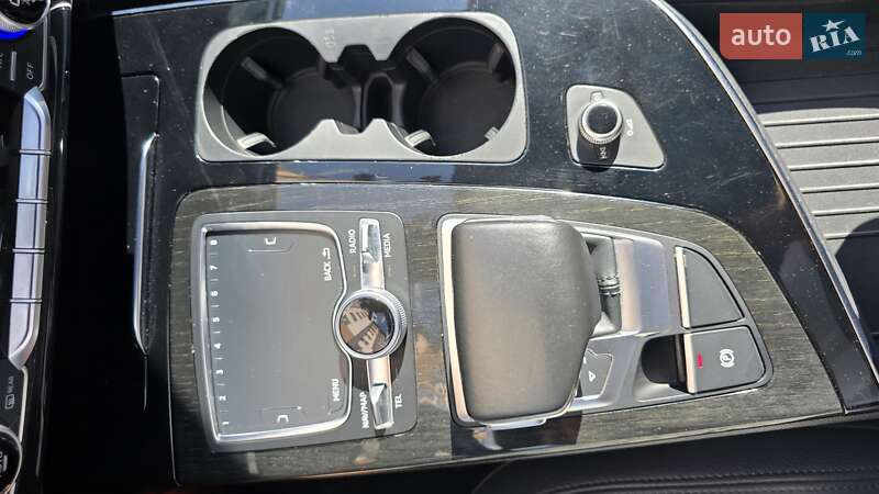 Внедорожник / Кроссовер Audi Q7 2016 в Ивано-Франковске