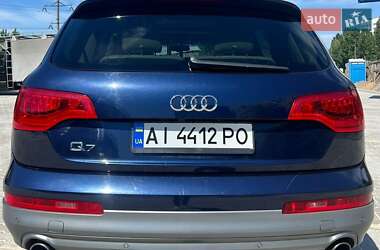 Позашляховик / Кросовер Audi Q7 2013 в 
