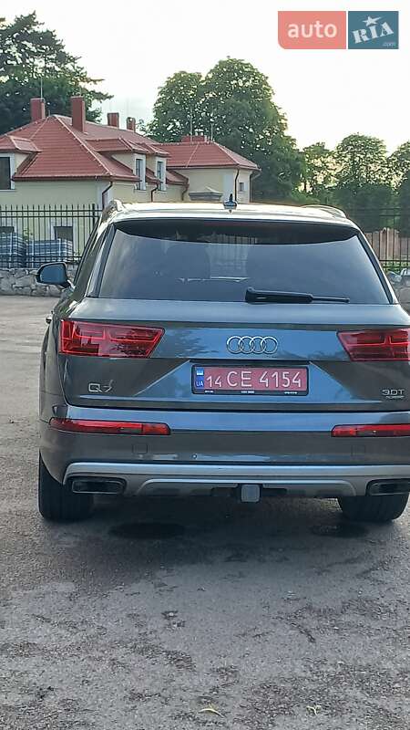 Внедорожник / Кроссовер Audi Q7 2018 в Збараже