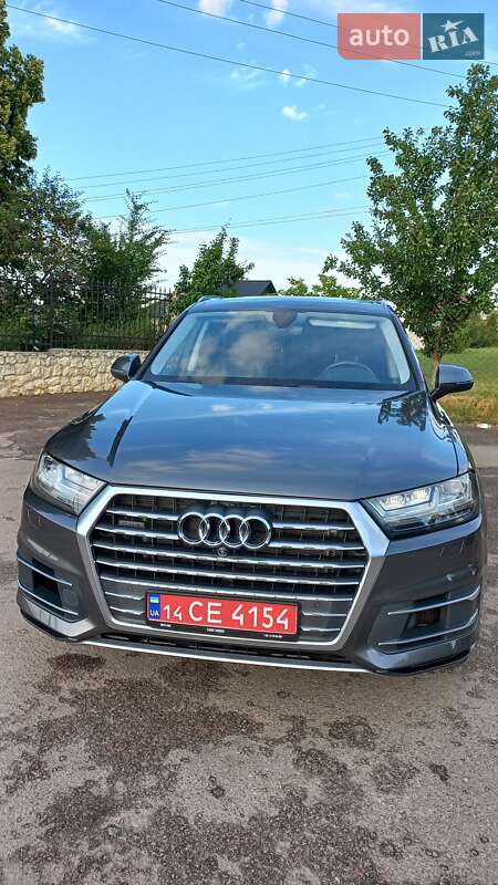 Внедорожник / Кроссовер Audi Q7 2018 в Збараже