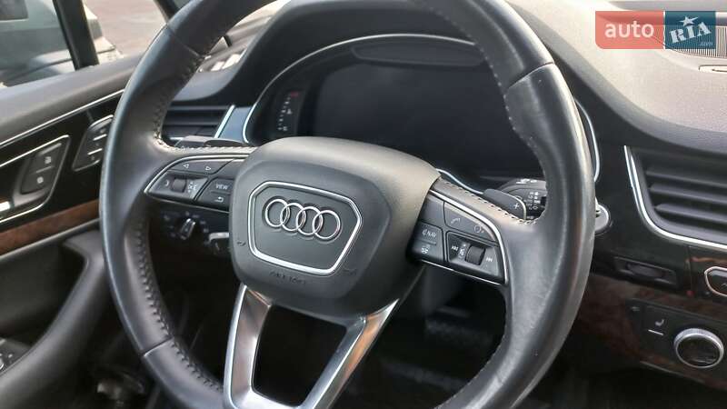 Внедорожник / Кроссовер Audi Q7 2018 в Збараже