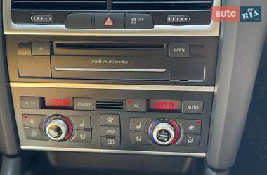 Внедорожник / Кроссовер Audi Q7 2011 в 