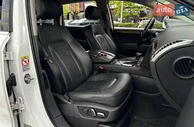 Позашляховик / Кросовер Audi Q7 2013 в 