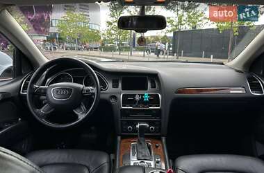 Позашляховик / Кросовер Audi Q7 2013 в 