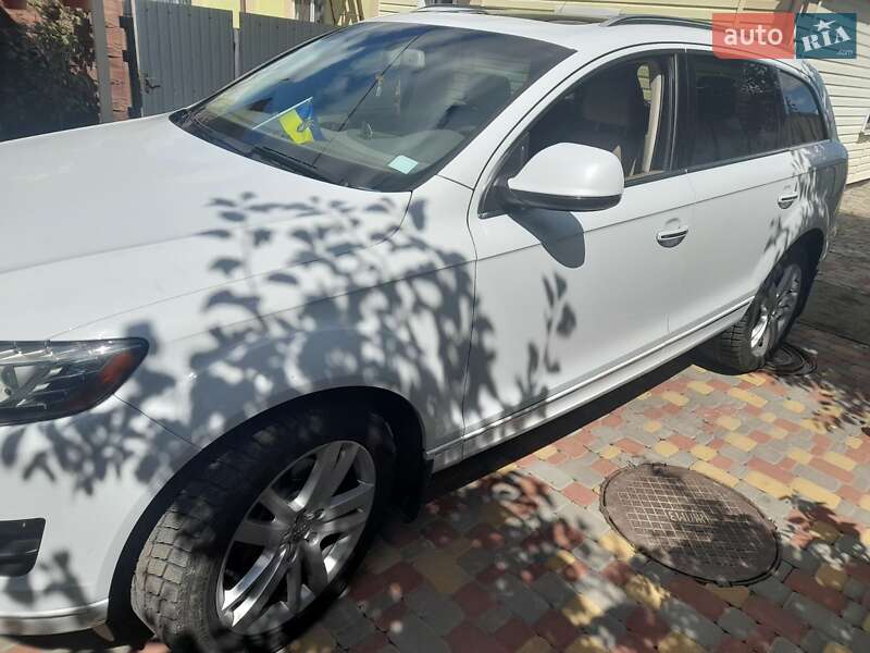 Позашляховик / Кросовер Audi Q7 2015 в Білій Церкві
