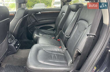 Позашляховик / Кросовер Audi Q7 2006 в 