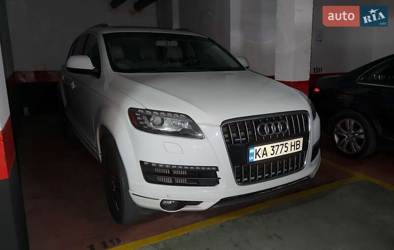 Внедорожник / Кроссовер Audi Q7 2010 в Киеве