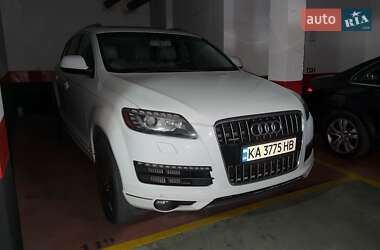 Внедорожник / Кроссовер Audi Q7 2010 в 