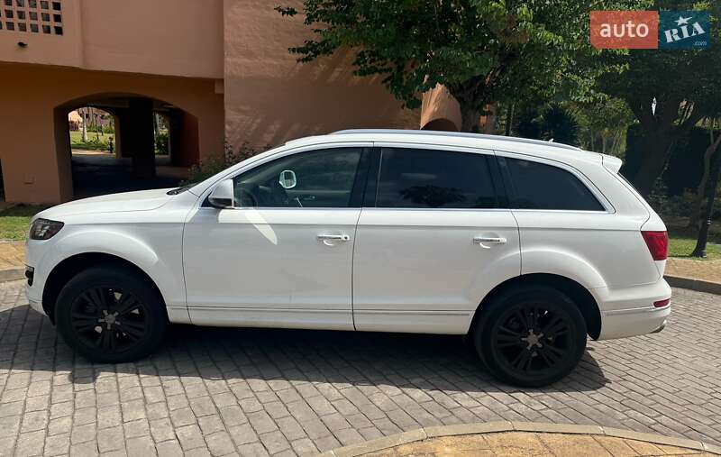 Внедорожник / Кроссовер Audi Q7 2010 в Киеве