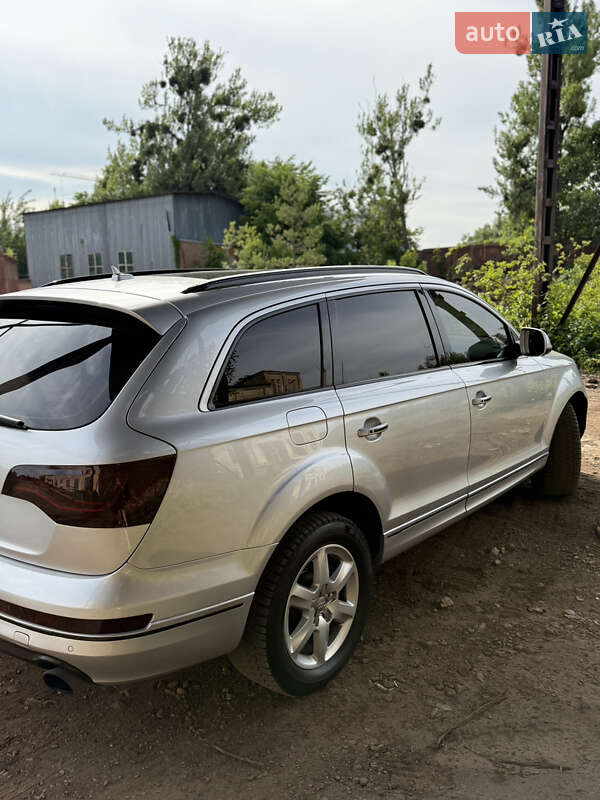 Внедорожник / Кроссовер Audi Q7 2014 в Львове