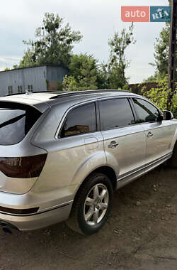 Позашляховик / Кросовер Audi Q7 2014 в 