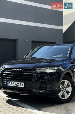 Внедорожник / Кроссовер Audi Q7 2019 в Киеве