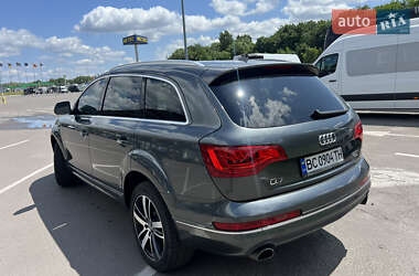 Позашляховик / Кросовер Audi Q7 2015 в 
