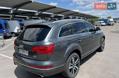 Позашляховик / Кросовер Audi Q7 2015 в 