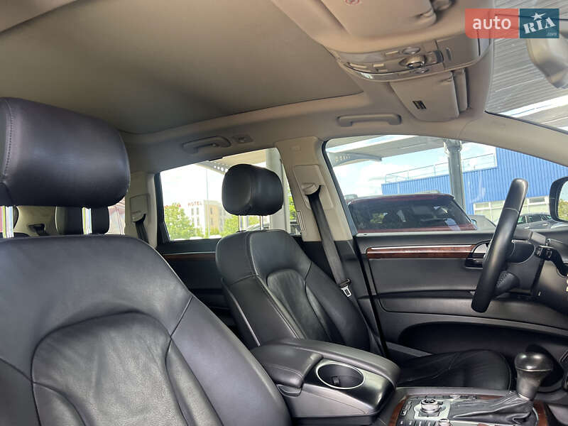 Внедорожник / Кроссовер Audi Q7 2015 в Львове