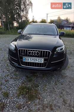 Позашляховик / Кросовер Audi Q7 2011 в 