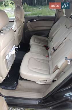 Позашляховик / Кросовер Audi Q7 2011 в 