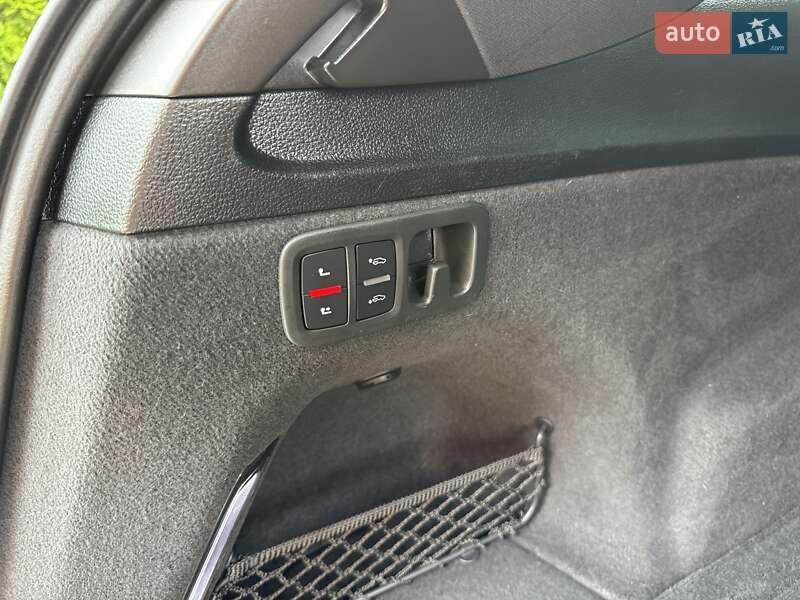 Внедорожник / Кроссовер Audi Q7 2020 в Киеве