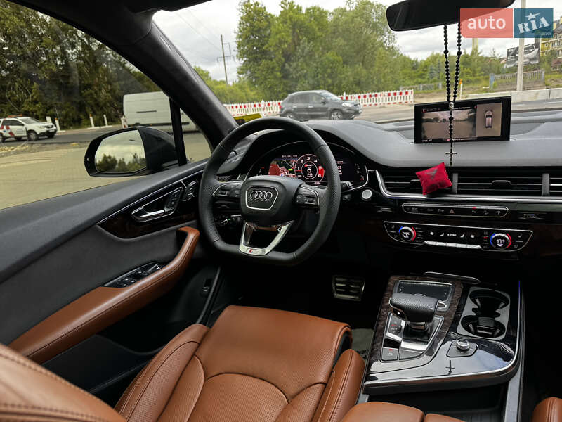 Внедорожник / Кроссовер Audi Q7 2016 в Львове