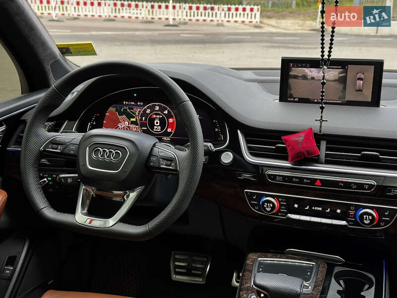 Внедорожник / Кроссовер Audi Q7 2016 в Львове