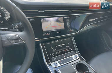 Внедорожник / Кроссовер Audi Q7 2022 в 