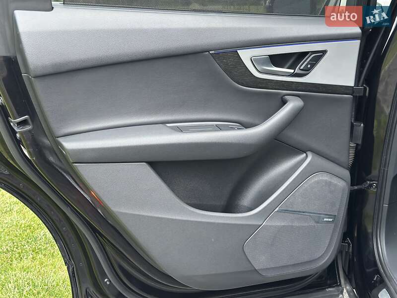 Внедорожник / Кроссовер Audi Q7 2017 в Львове фото 79 Внедорожник / Кроссовер Audi Q7 2017 в Львове