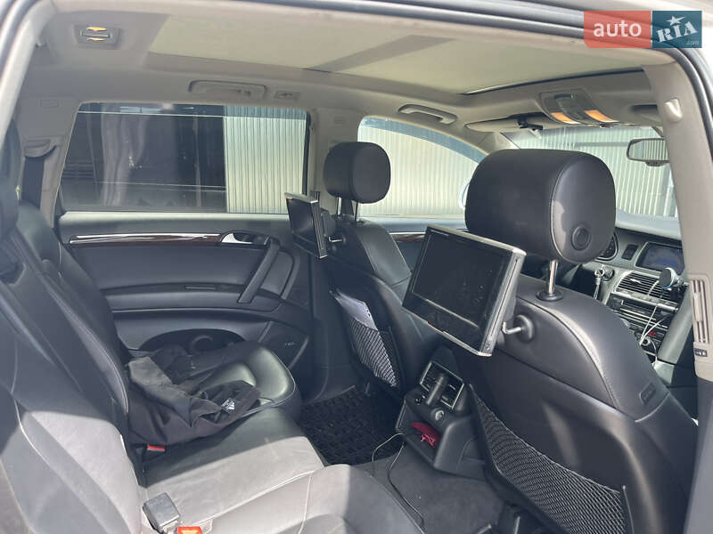 Внедорожник / Кроссовер Audi Q7 2013 в Боярке