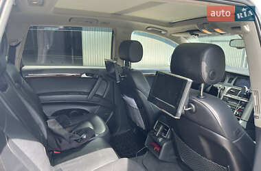 Внедорожник / Кроссовер Audi Q7 2013 в 