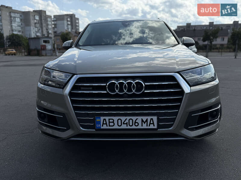 Внедорожник / Кроссовер Audi Q7 2016 в Виннице