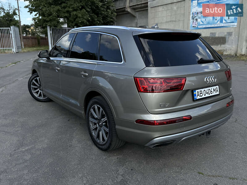 Внедорожник / Кроссовер Audi Q7 2016 в Виннице