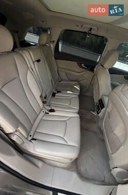 Внедорожник / Кроссовер Audi Q7 2016 в Виннице