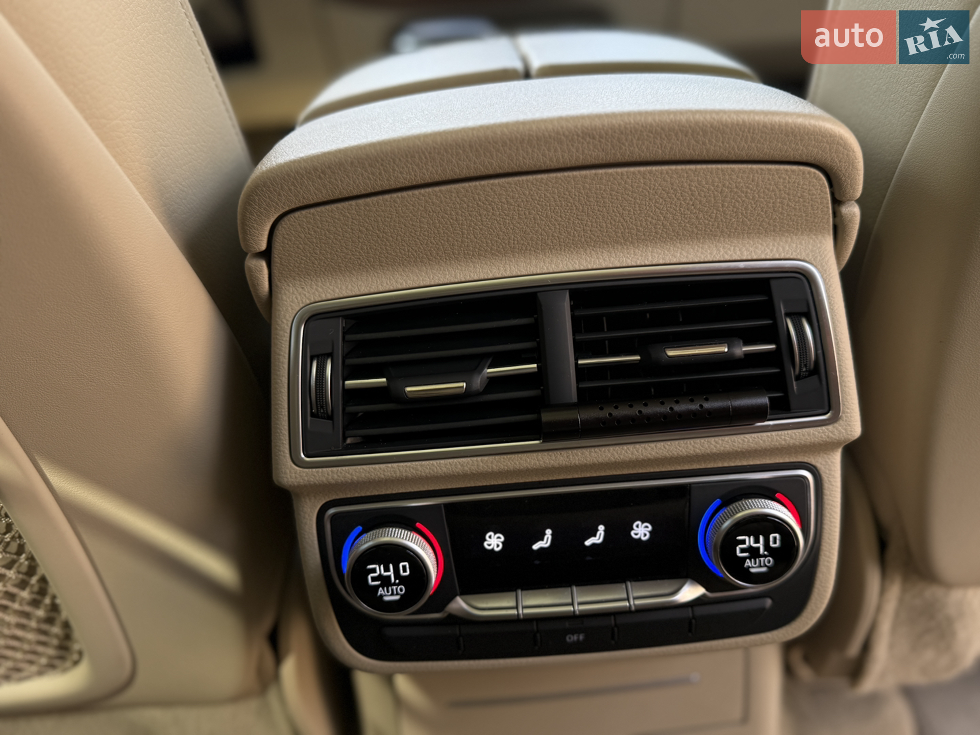 2016 Audi Q7 - мініатюра 24
